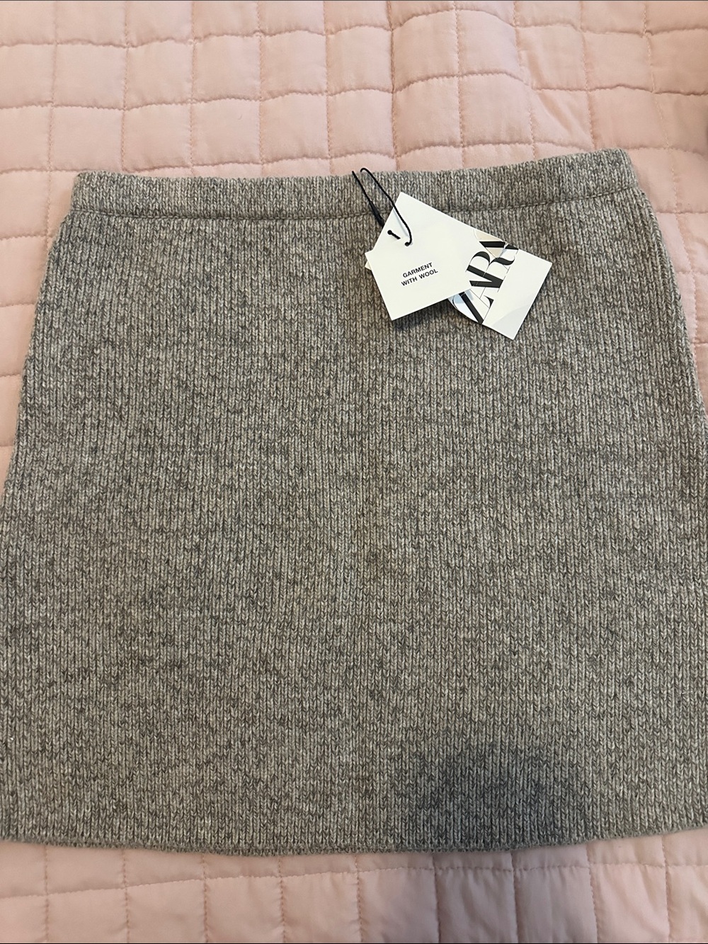 Zara Heather Gray Ribbed Knit Mini Skirt